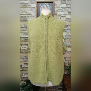 Womens 1X Green Fleece Vest Wool Blend Cottagecore Cozy
